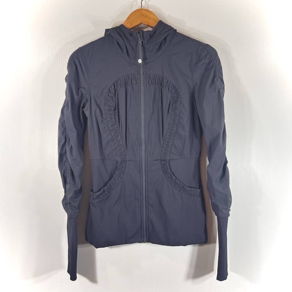 Lululemon Dance Studio Jacket Size 8 Gray Reversable Hoodie Full Zip *READ* - Picture 2 of 13